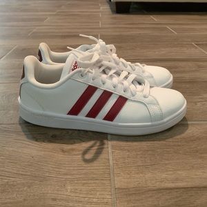 Adidas Sneakers
